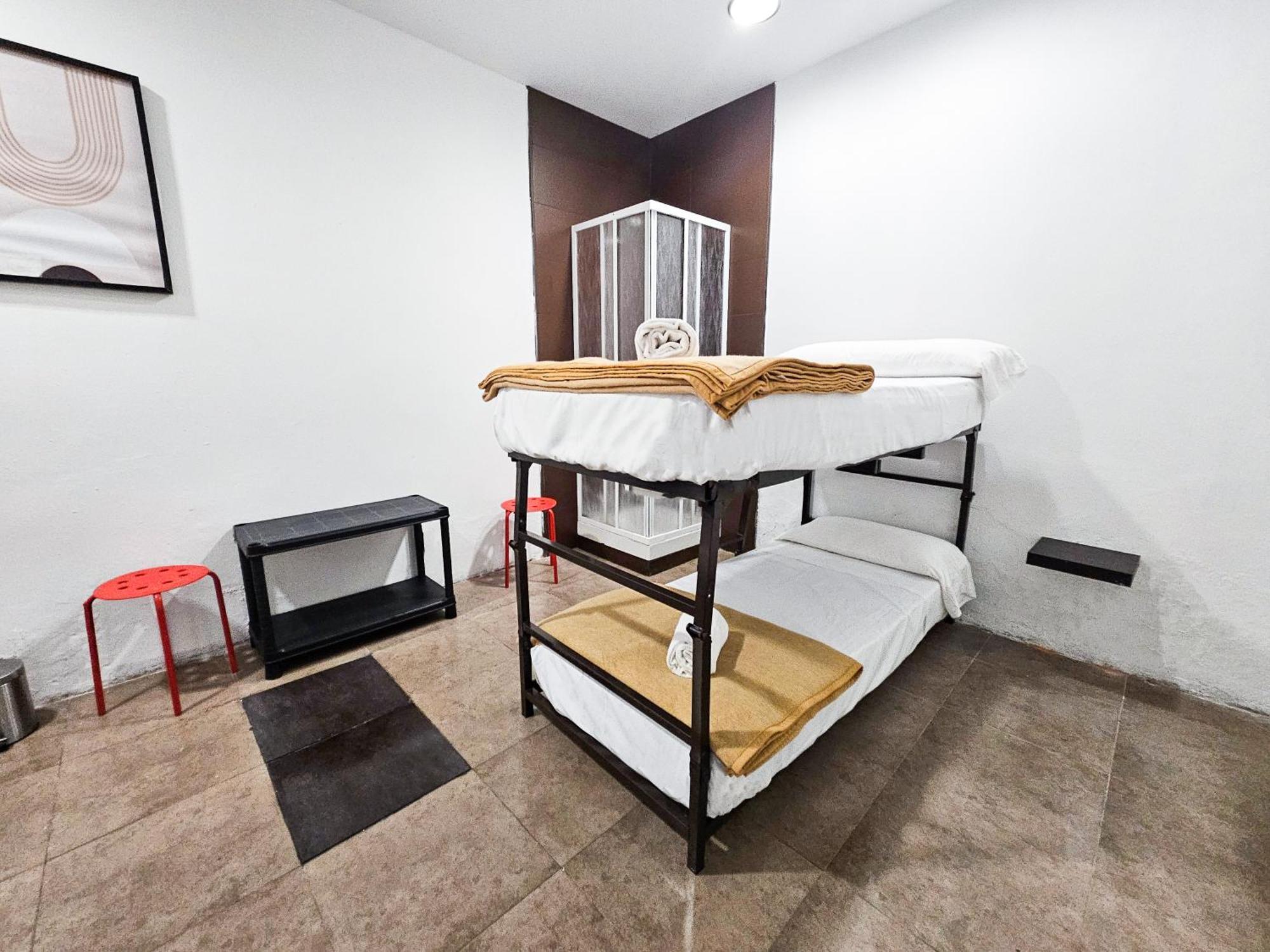 Hostel Backpacker Solopuent Castiello de Jaca Exterior photo