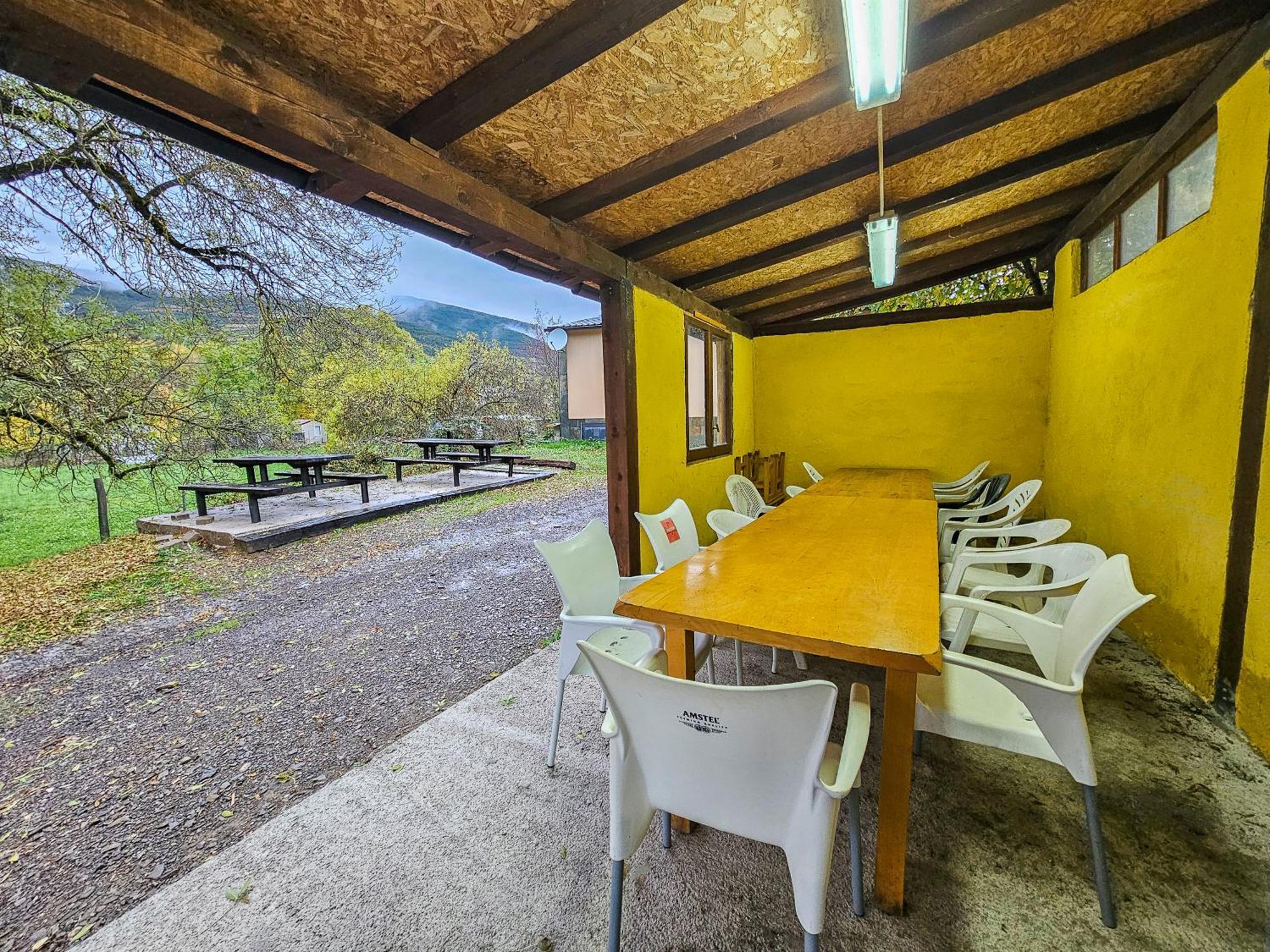 Hostel Backpacker Solopuent Castiello de Jaca Exterior photo