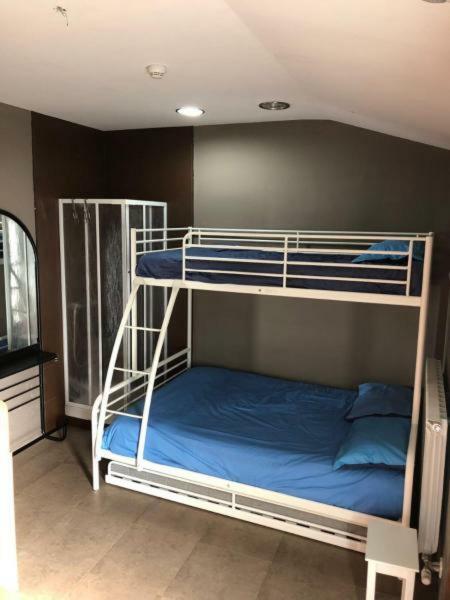 Hostel Backpacker Solopuent Castiello de Jaca Exterior photo
